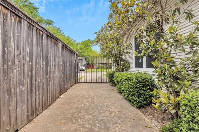 $725,000 | 5448 Bonita Avenue, Dallas, TX 75206