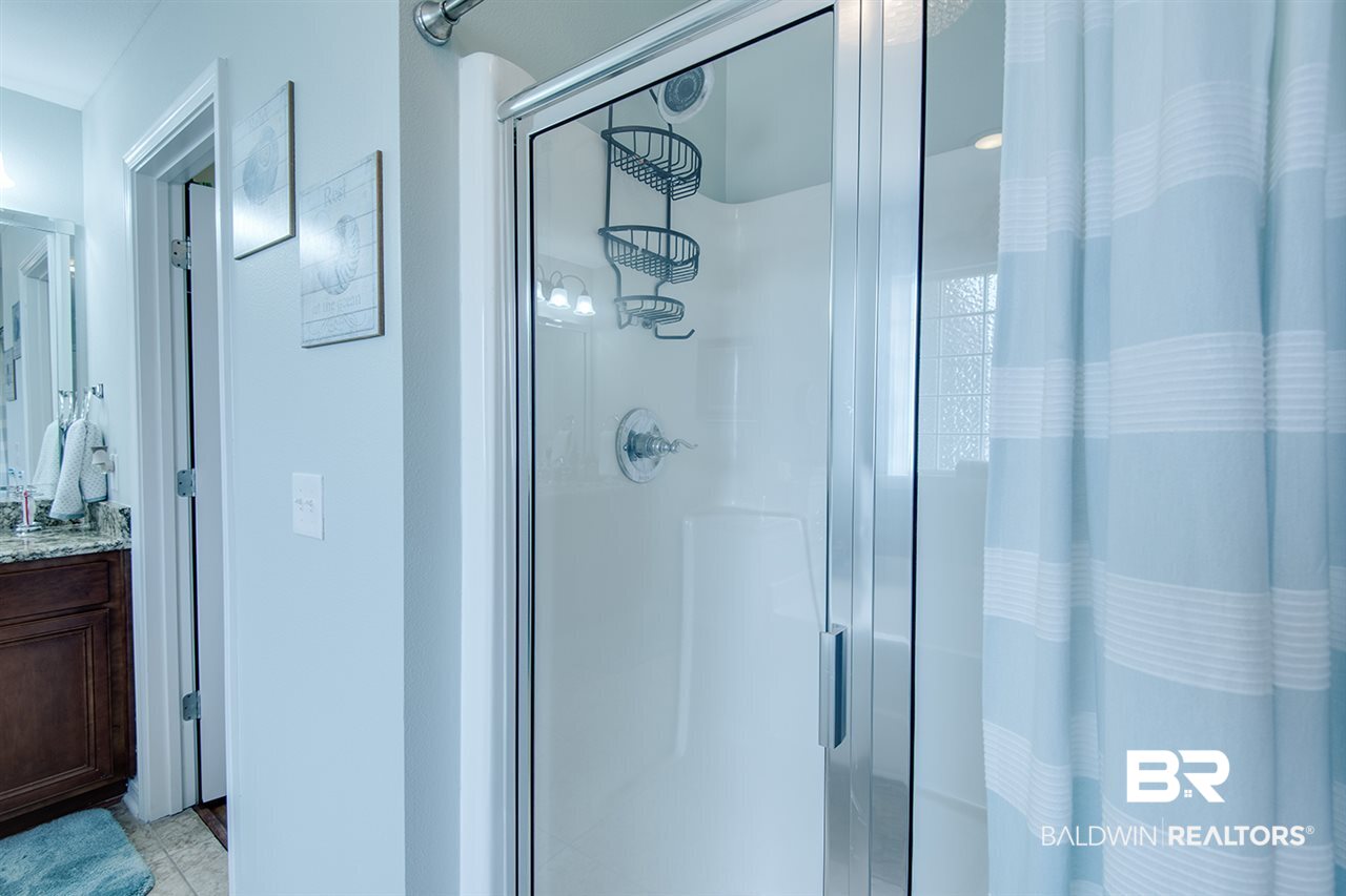 139 Meadow Run Loop West Foley, AL 36535 - Photo 31 of 43 Large Shower