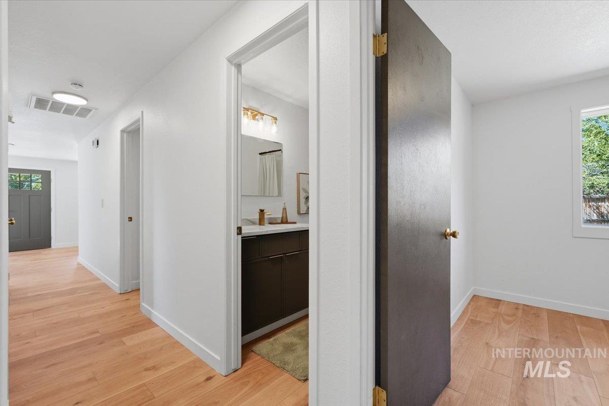 8605 Dewitt Court Boise, ID 83704 - Photo 18 of 24