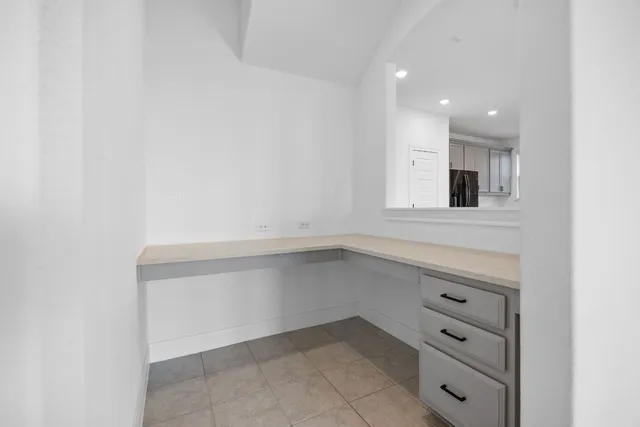 $3,400 | 22212 Coyote Cave Trail, Spicewood, TX 78669