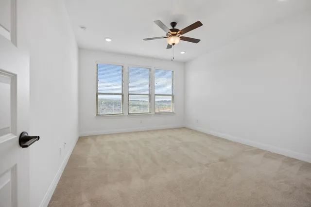 $3,400 | 22212 Coyote Cave Trail, Spicewood, TX 78669