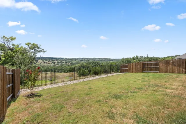 $3,400 | 22212 Coyote Cave Trail, Spicewood, TX 78669