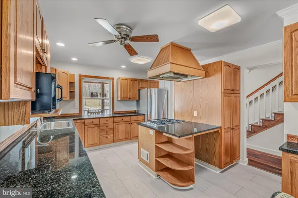 $599,900 | 344 Tub Run Hollow Road, Hedgesville, WV 25427