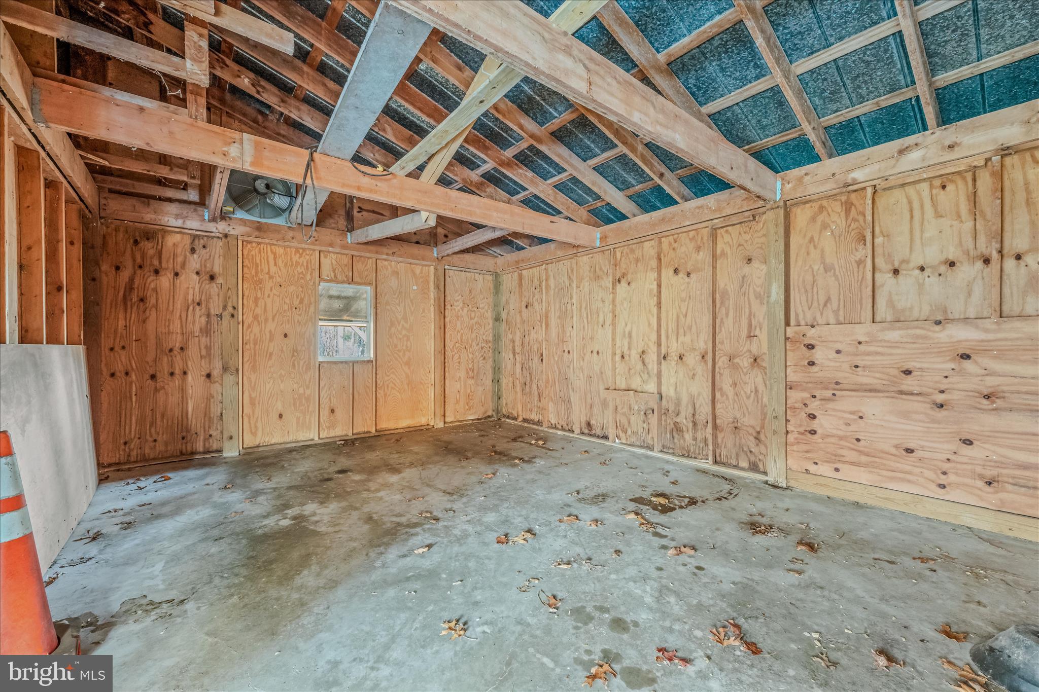 344 Tub Run Hollow Road Hedgesville, WV 25427 - Photo 73 of 85 Barn