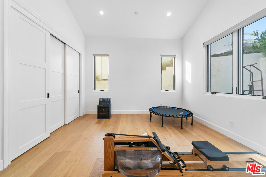 26575 Ocean View Drive Malibu, CA 90265 - Photo 29 of 40 a room with furniture and window