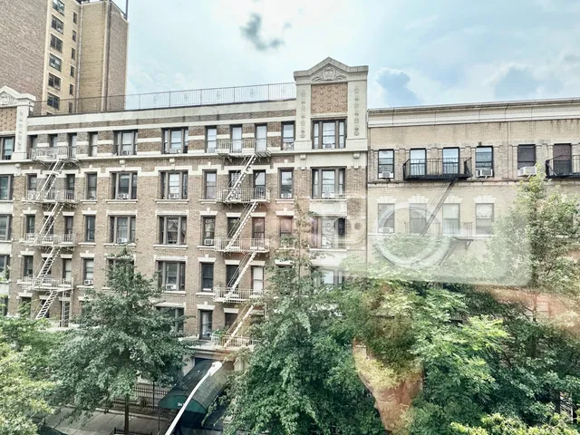 $5,775 | 209 West 108th Street, Unit 16 | Upper West Side