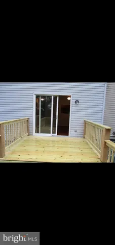 a view of an outdoor space