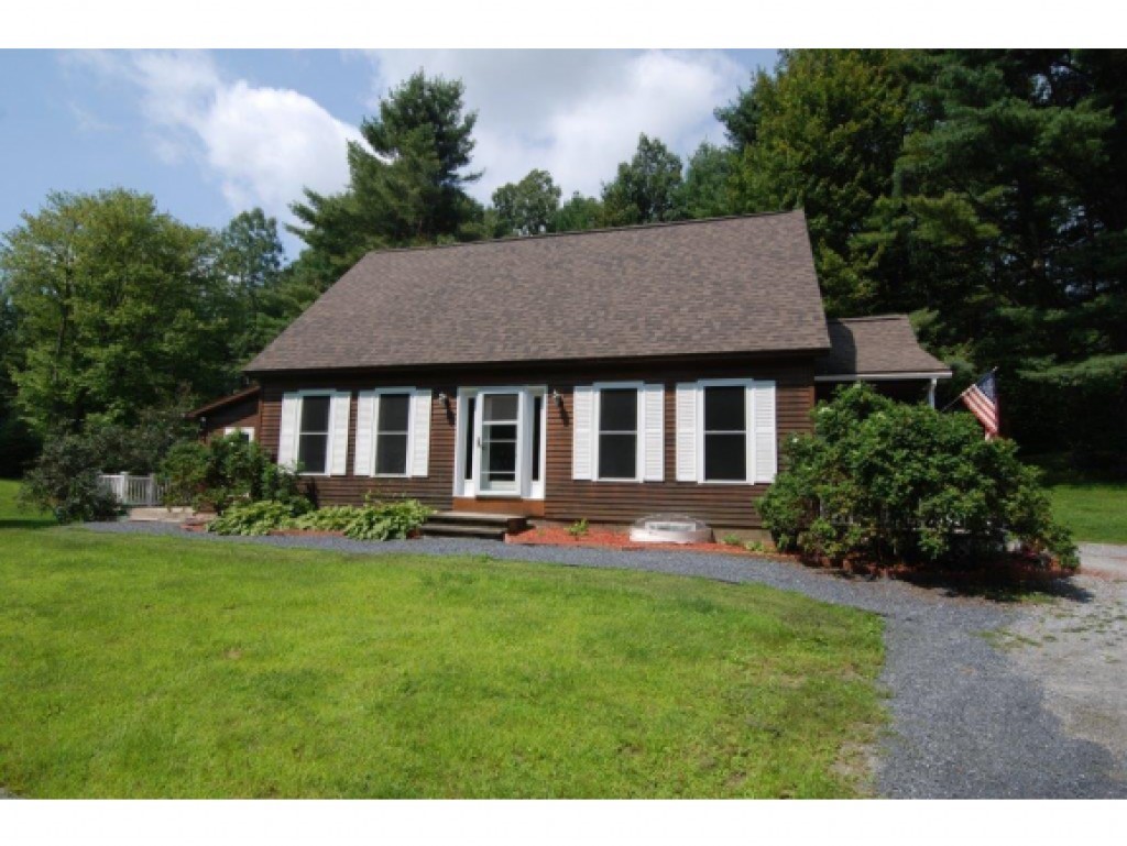 522 Browns Trace Road Jericho, VT 05465 - Photo 2 of 36