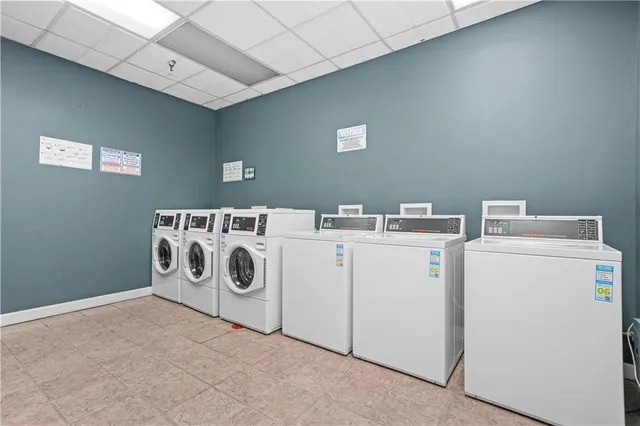 $231,000 | 375 Ralph McGill Boulevard Northeast, Unit 502, Atlanta, GA 30312