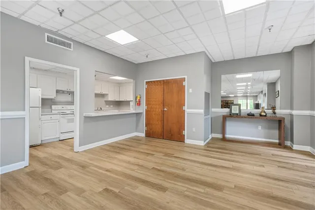 $231,000 | 375 Ralph McGill Boulevard Northeast, Unit 502, Atlanta, GA 30312