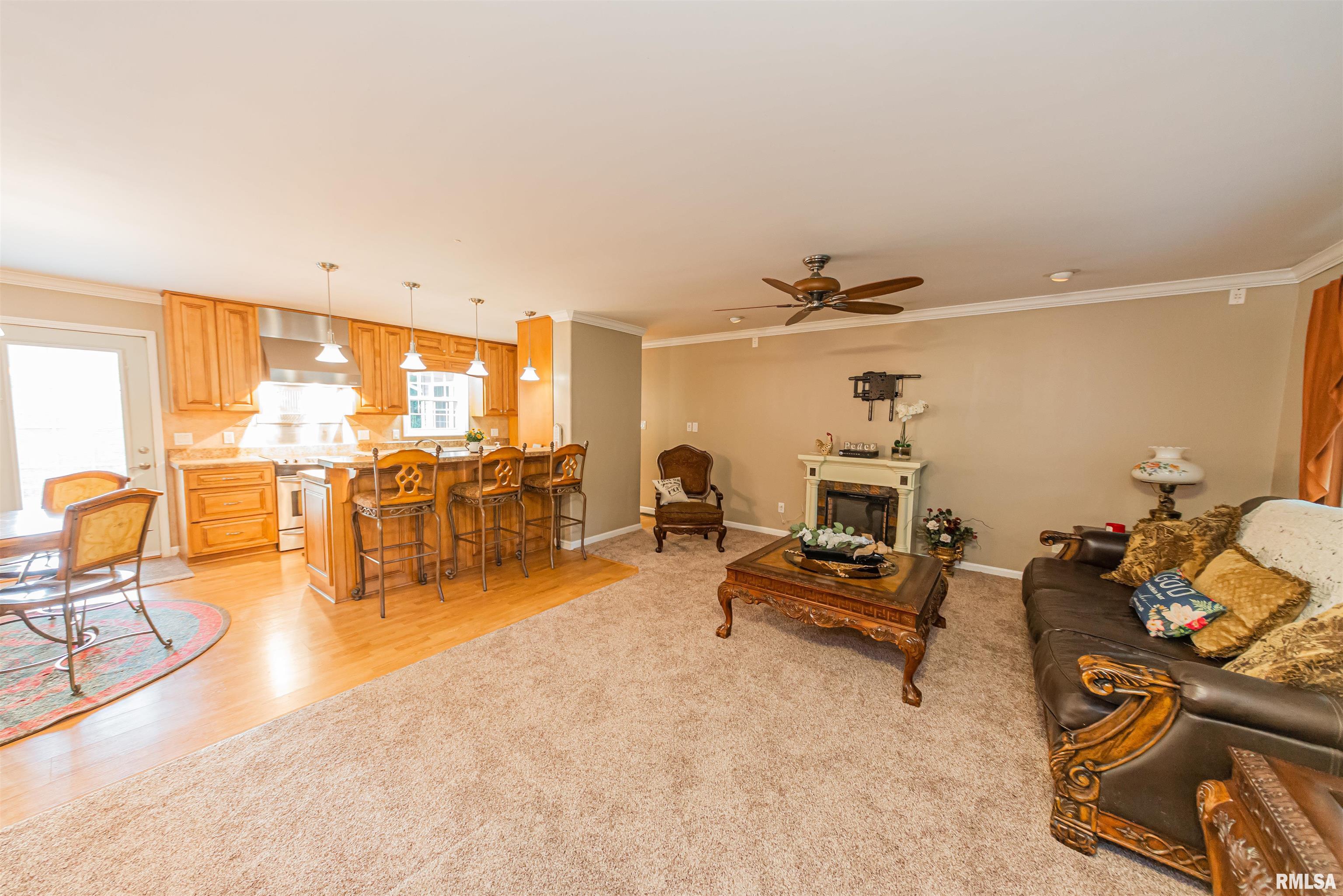 12667 Rend City Road Benton, IL 62812 - Photo 10 of 41