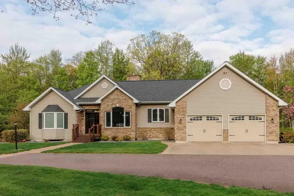 $605,000 | N2321 Della Lane, Medford, WI 54451