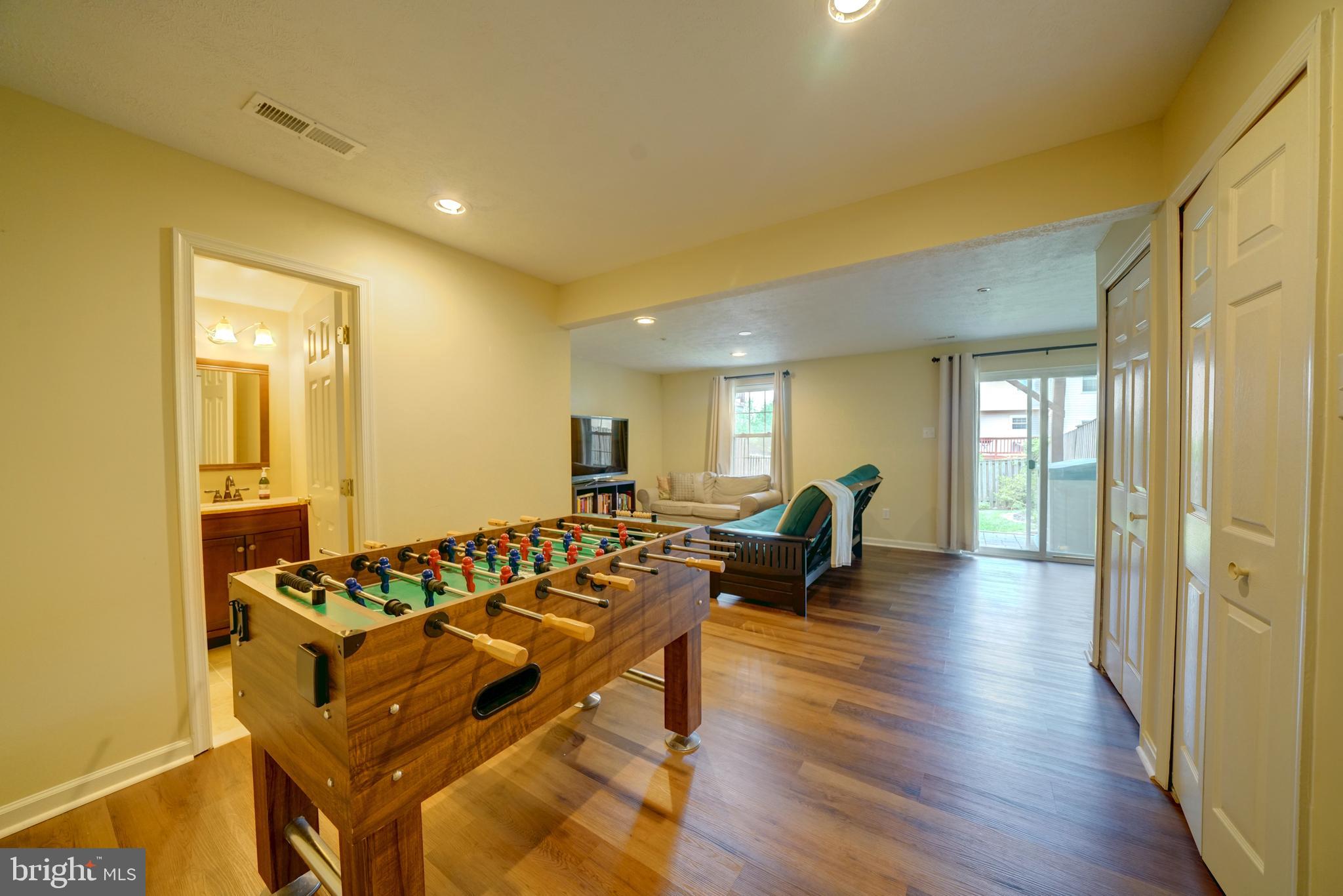 9309 Ridings Way Laurel, MD 20723 - Photo 28 of 60 Gallery Image 28