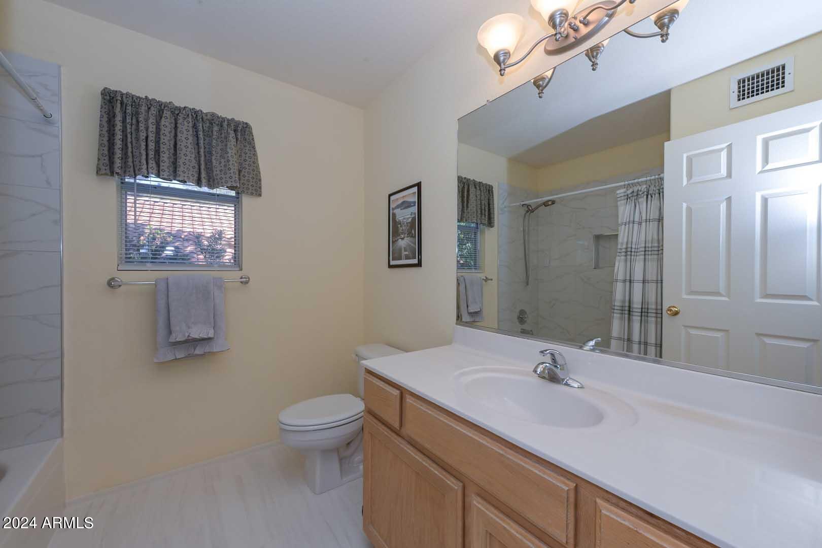 7641 West Boca Raton Road Peoria, AZ 85381 - Photo 28 of 42 Hall Bath