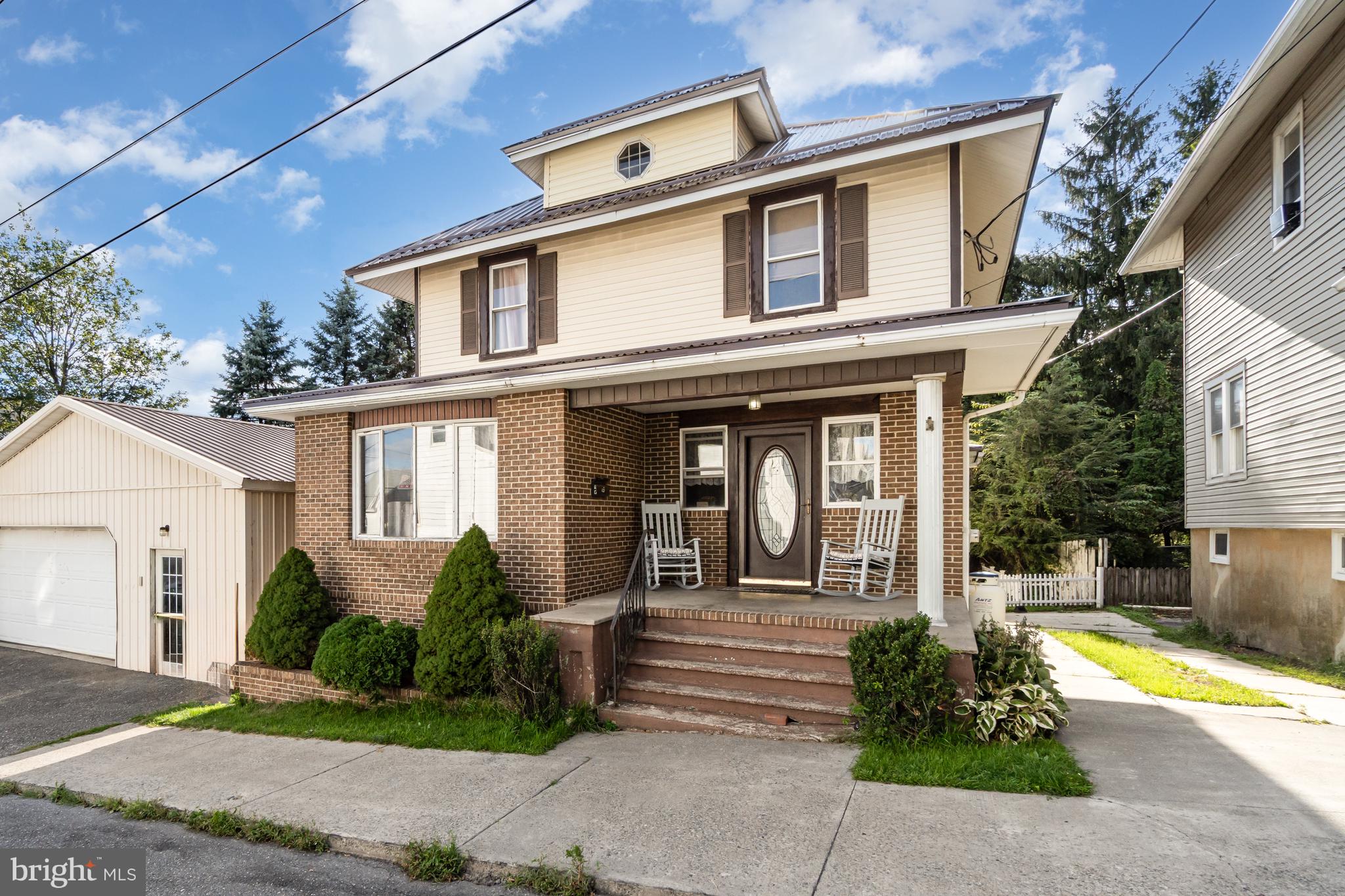 162 Swatara Road Shenandoah, PA 17976 - Photo 3 of 37