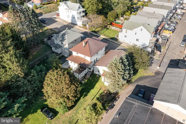 $199,900 | 162 Swatara Road, Shenandoah, PA 17976