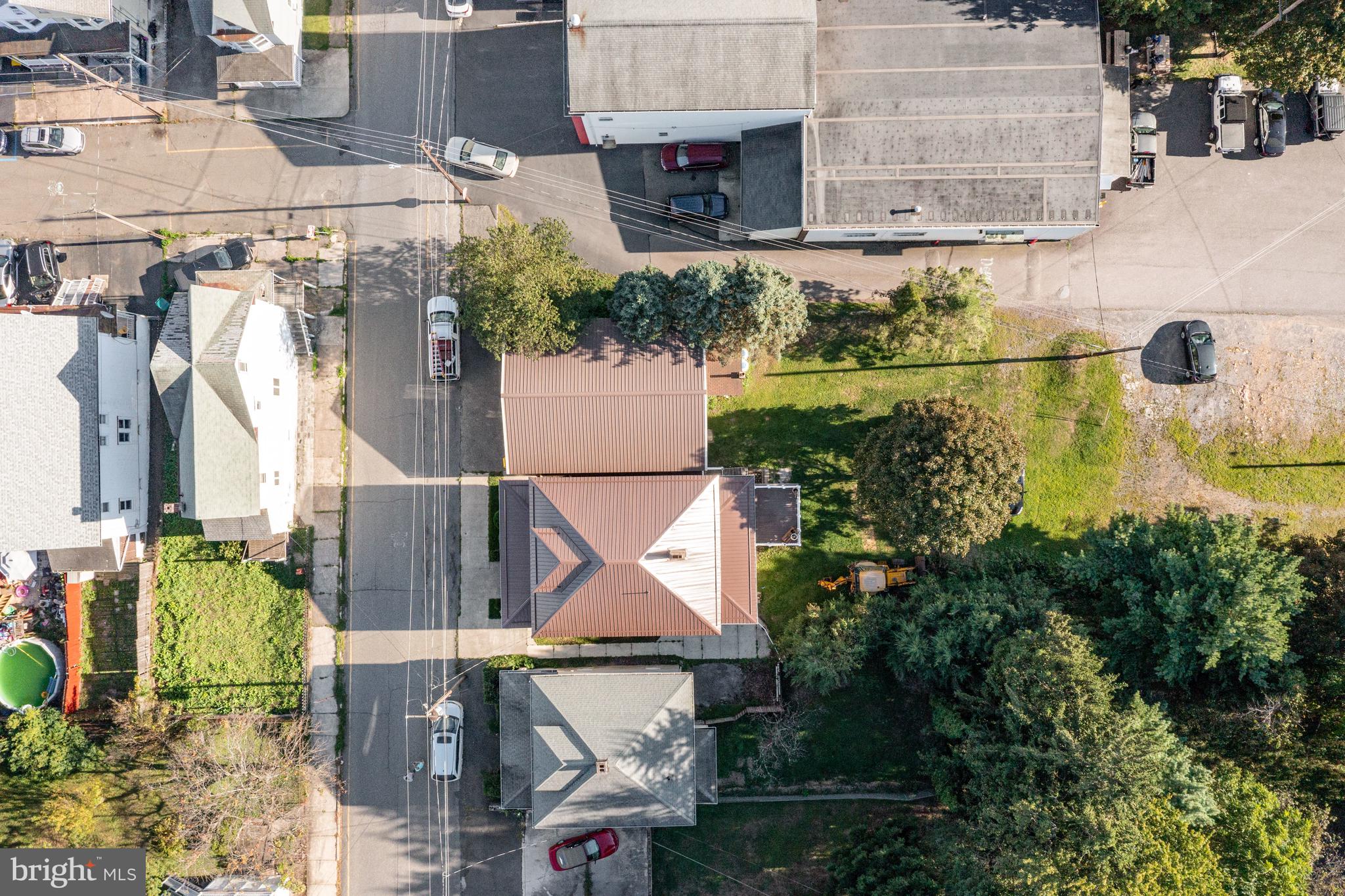 162 Swatara Road Shenandoah, PA 17976 - Photo 32 of 37 an aerial view of residential houses with outdoor space