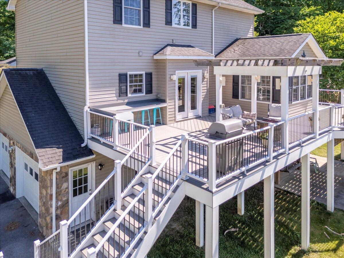 6194 Timber Bridge Road Roanoke, VA 24018 - Photo 3 of 59 43-6194 Timber Bridge Rd_43
