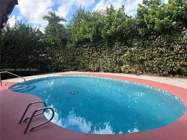 $4,250 | 3617 Cleveland Street, Hollywood, FL 33021