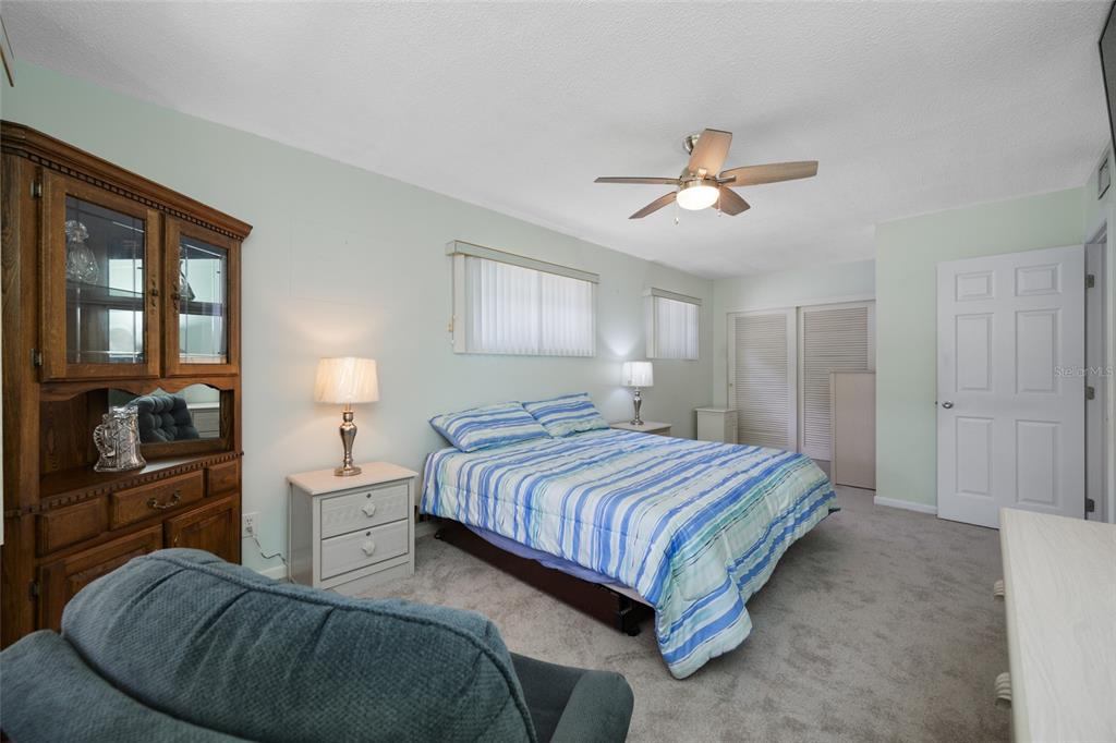 12465 Monarch Circle Seminole, FL 33772 - Photo 14 of 25