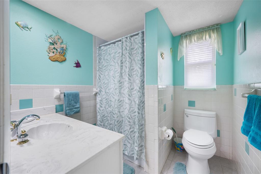12465 Monarch Circle Seminole, FL 33772 - Photo 15 of 25