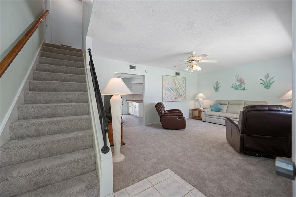 12465 Monarch Circle Seminole, FL 33772 - Photo 7 of 25