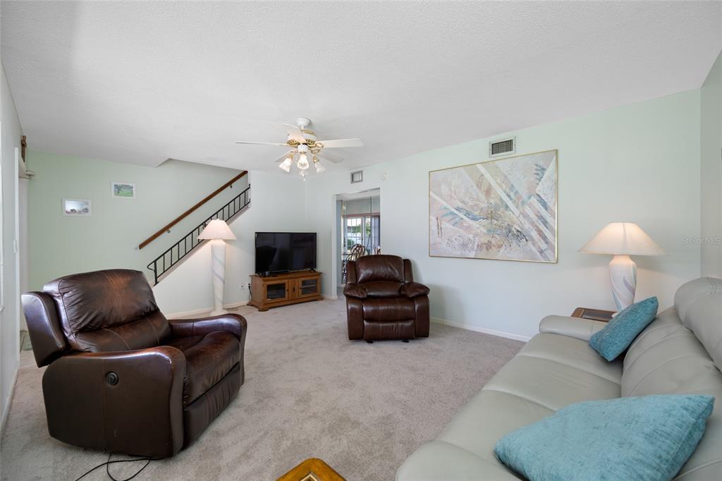 12465 Monarch Circle Seminole, FL 33772 - Photo 9 of 25