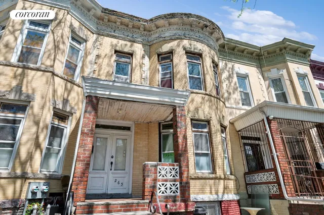 $1,800,000 | 265 Maple Street | Prospect Lefferts Gardens