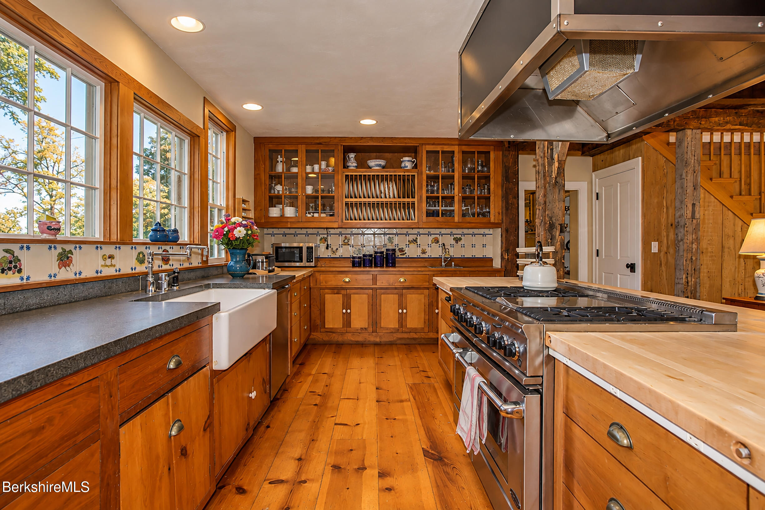 802 Stebbins Road Otis, MA 01253 - Photo 20 of 67 Kitchen
