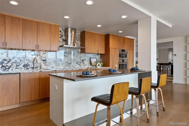 $1,200,000 | 1020 15th Street, Unit 42A, Denver, CO 80202