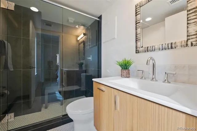 $1,200,000 | 1020 15th Street, Unit 42A, Denver, CO 80202