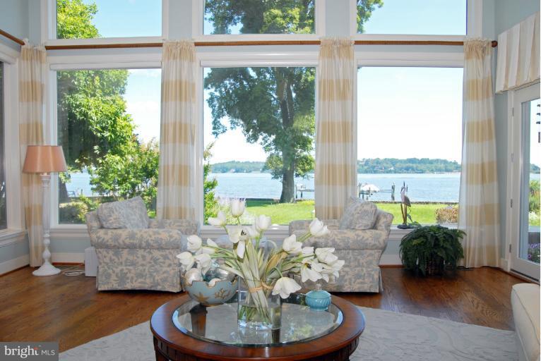 1136 River Bay Road Annapolis, MD 21409 - Photo 23 of 30 Floor-to-ceiling glass in the living room