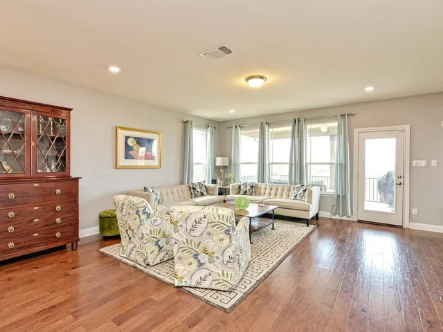 $2,800 | 1067 Toltec Trail, Georgetown, TX 78626