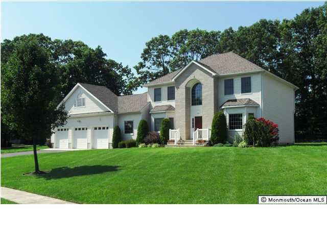 2111 Red Gate Road Allenwood, NJ 08720 - Photo 1 of 3 Primary Photo