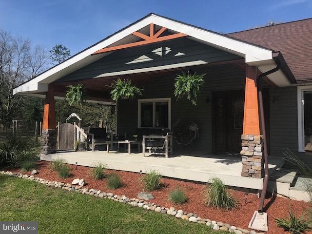 34 Bunker Hill Road Shamong, NJ 08088 - Photo 3 of 34 Front Porch with cedar ceiling and columns