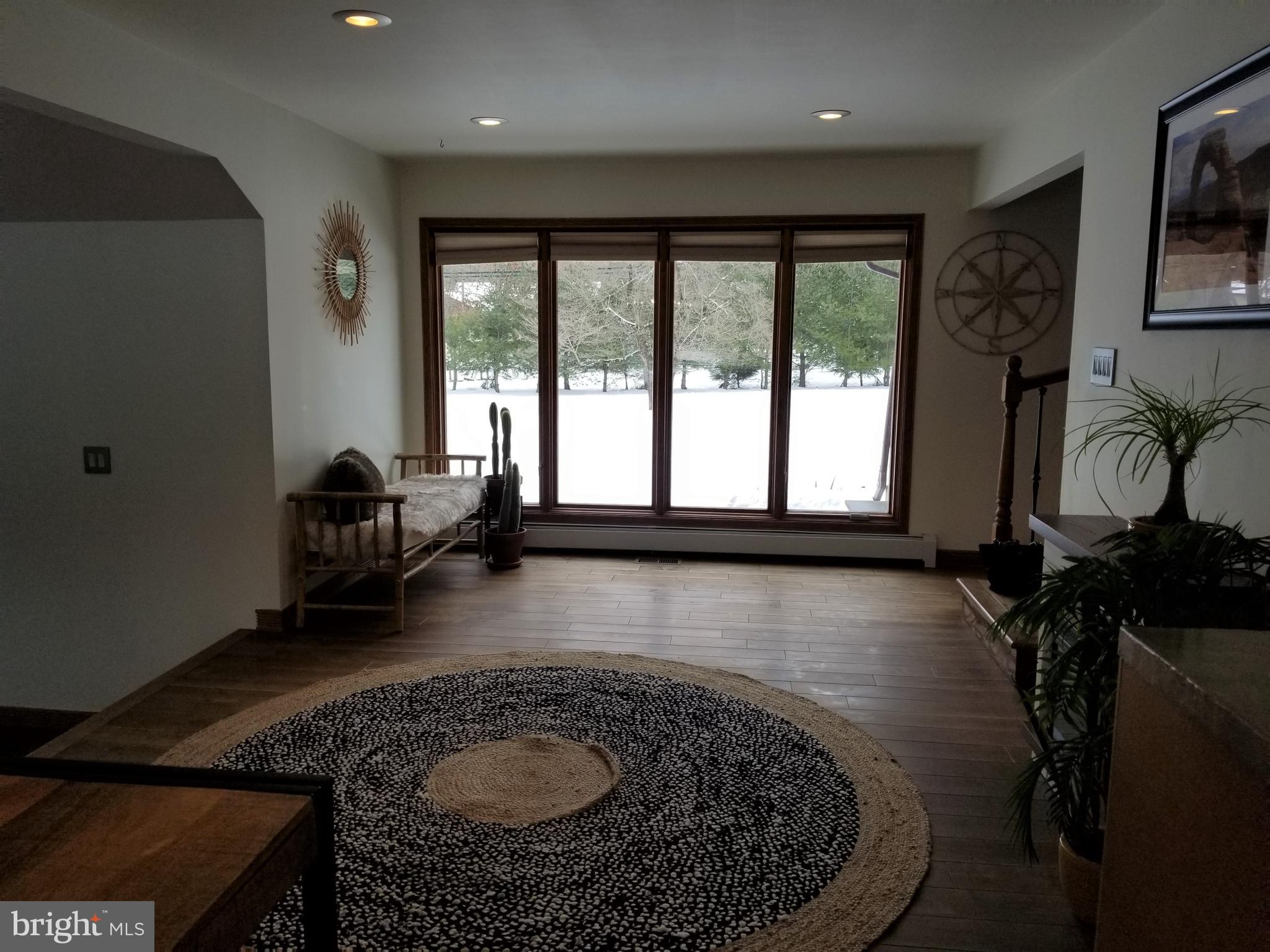 34 Bunker Hill Road Shamong, NJ 08088 - Photo 7 of 34 Foyer with view to front yard incl shades