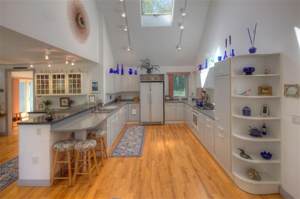 22 Sea Surf Road East Boothbay, ME 04544 - Photo 13 of 31 Photo