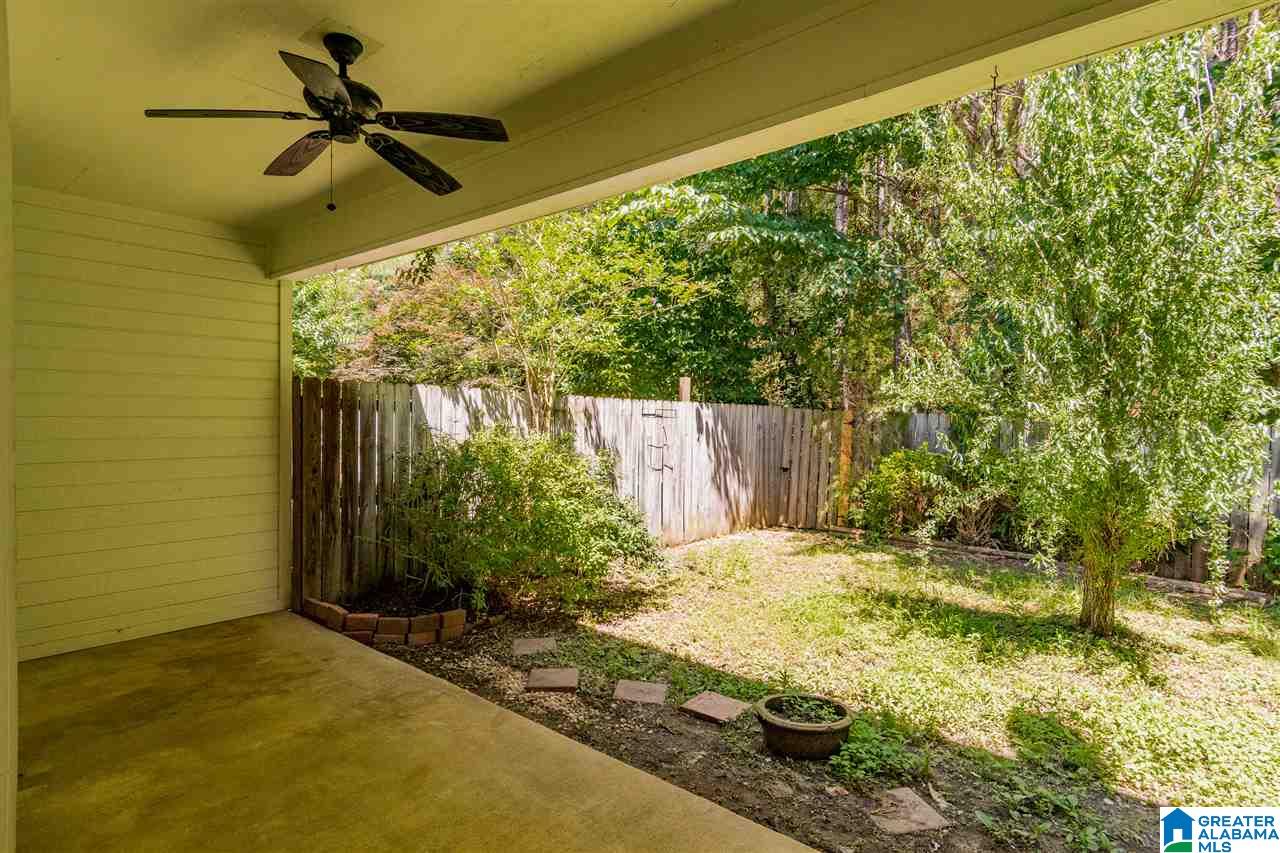 431 Cambrian Ridge Trail Pelham, AL 35124 - Photo 10 of 31