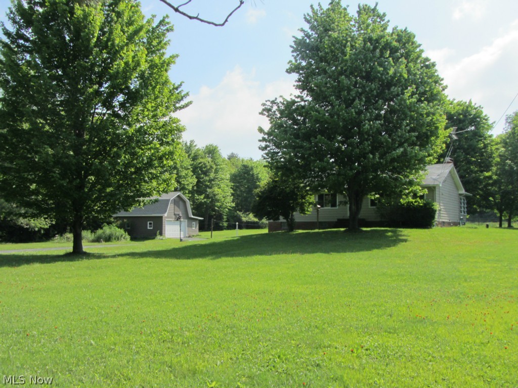 9121 Robinson Road Chardon, OH 44024 - Photo 23 of 25 FRONT VIEW