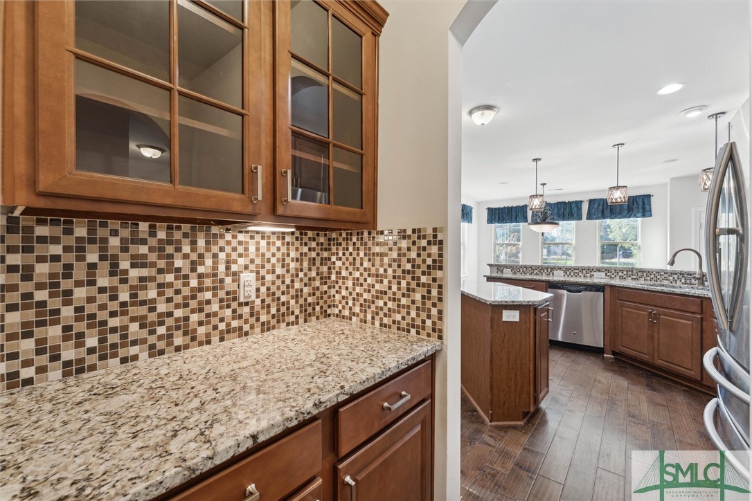 77 RedWall Circle Savannah, GA 31407 - Photo 12 of 41 Butler's Pantry
