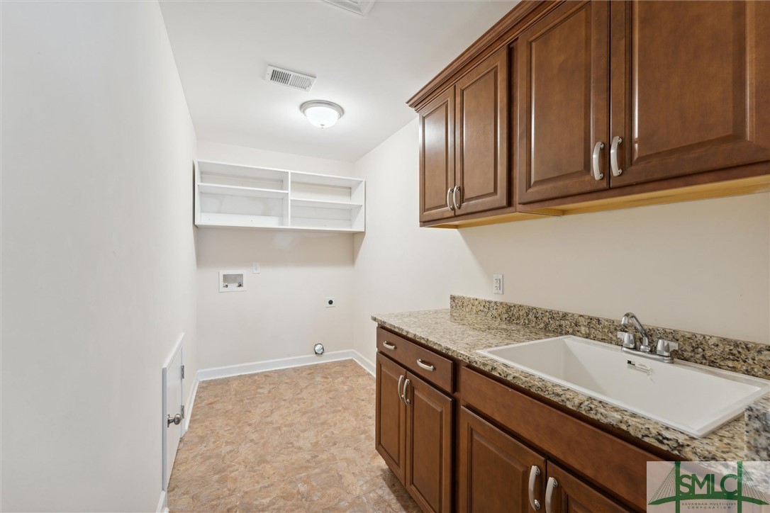 77 RedWall Circle Savannah, GA 31407 - Photo 31 of 41 Laundry