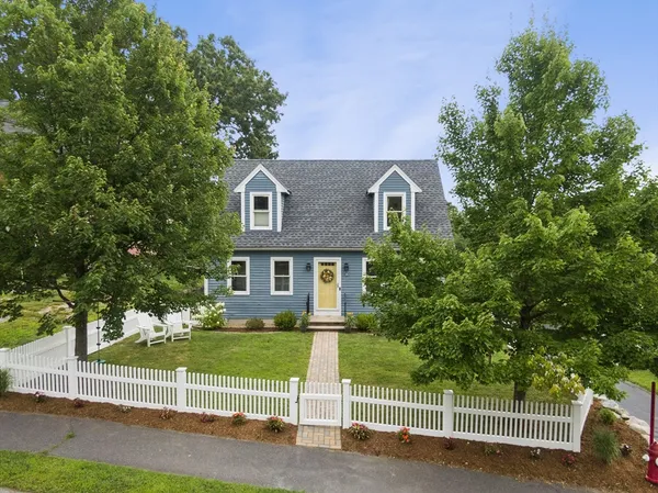 $826,000 | 25 Nylander Way, Acton, MA 01720