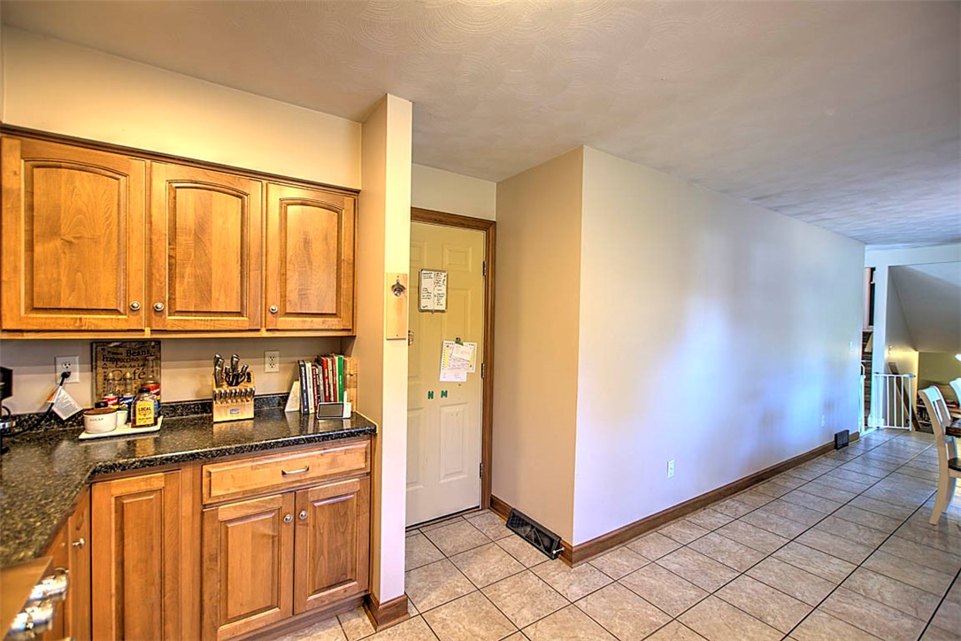 3080 Chestnut Avenue Decatur, IL 62521 - Photo 12 of 29 Gallery Image 12