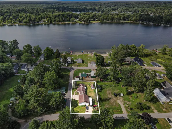 $174,000 | 46778 Sycamore Drive, Bangor, MI 49013