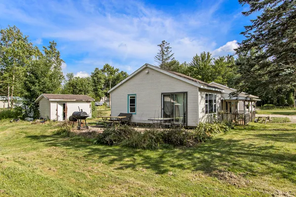 $174,000 | 46778 Sycamore Drive, Bangor, MI 49013