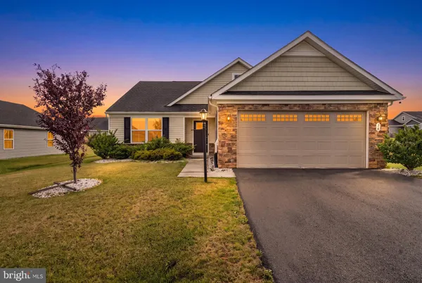$350,000 | 16 Opulent Court, Hedgesville, WV 25427