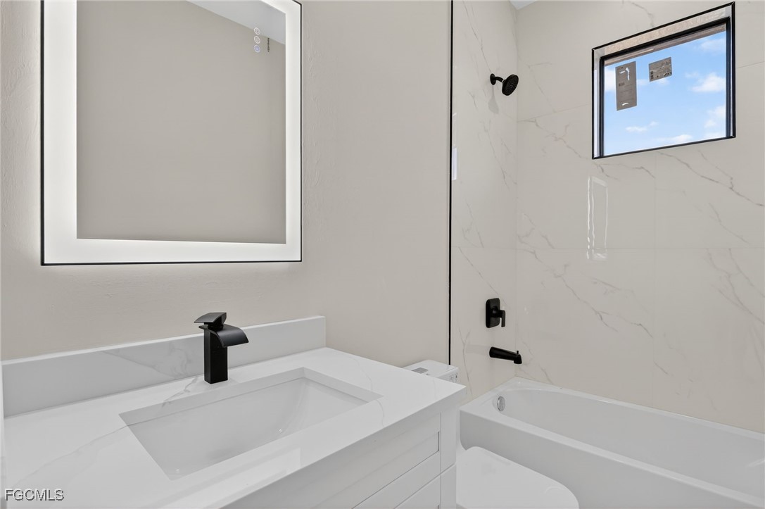 3207 40th Street West Lehigh Acres, FL 33971 - Photo 13 of 48