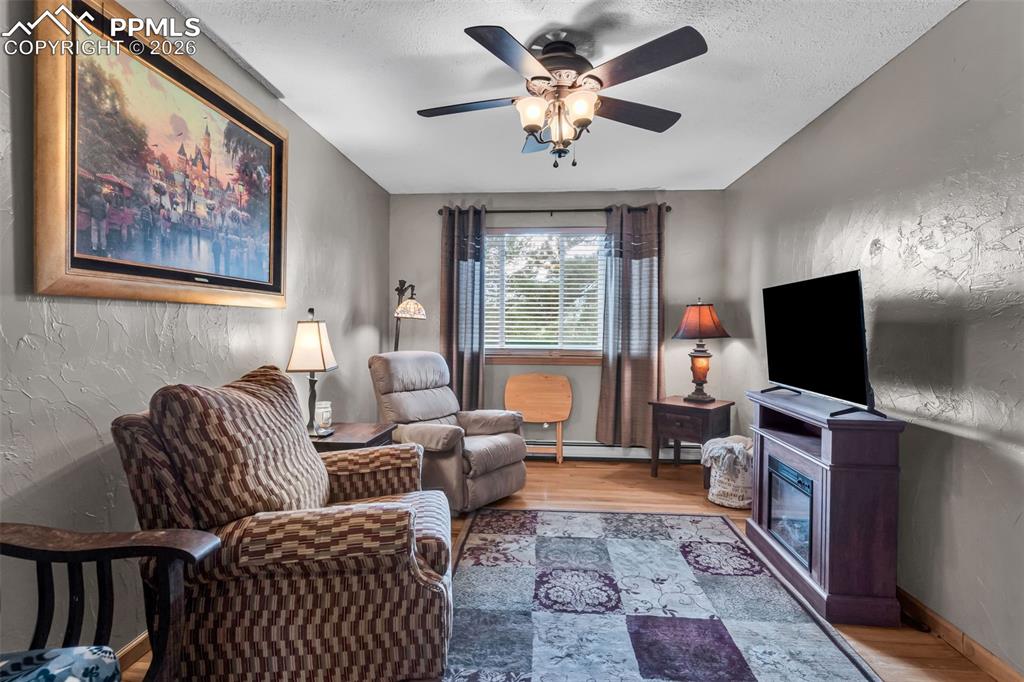 209 Rosewood Road Westcliffe, CO 81252 - Photo 26 of 49 Second living room, office, hobby room, or even non-conforming 6th bedroom (no closet)