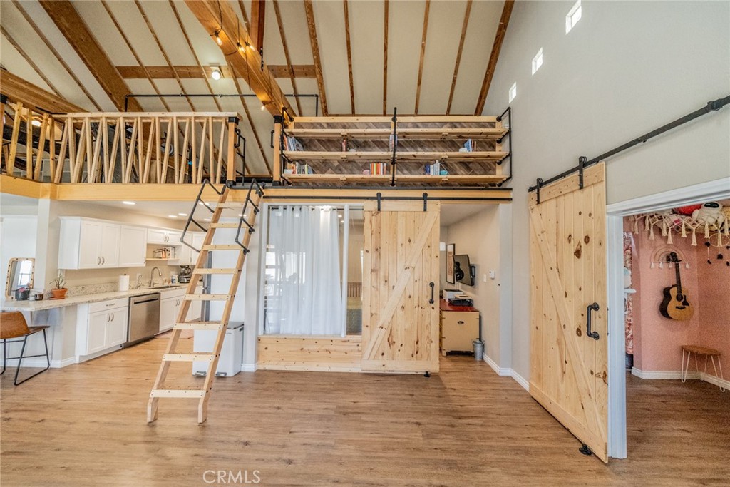 10022 Silver Rock Road Pinon Hills, CA 92372 - Photo 11 of 48