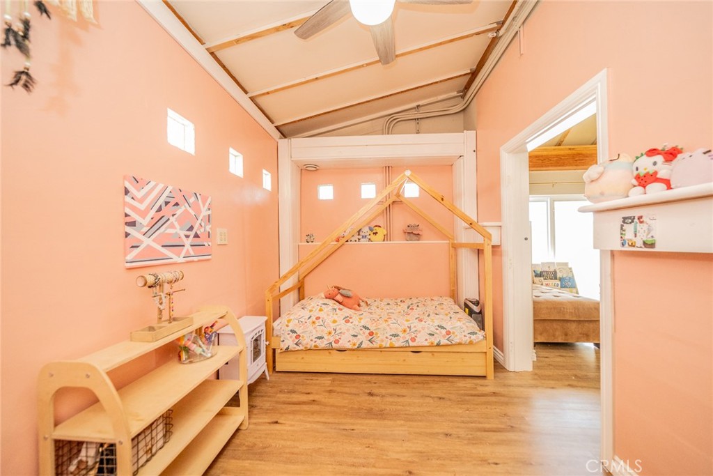 10022 Silver Rock Road Pinon Hills, CA 92372 - Photo 13 of 48